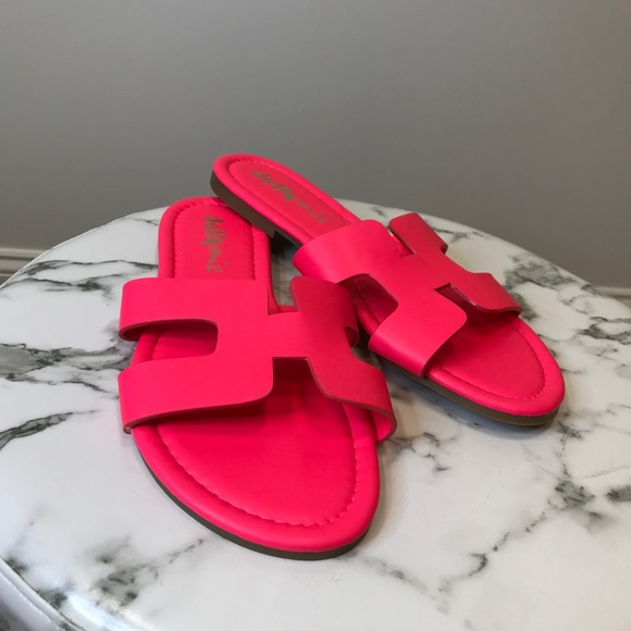 ‼️ Hot Neon Pink H Style Slide On Sandals - Picture 5 of 6